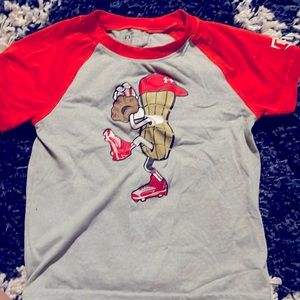 3t UA shirt